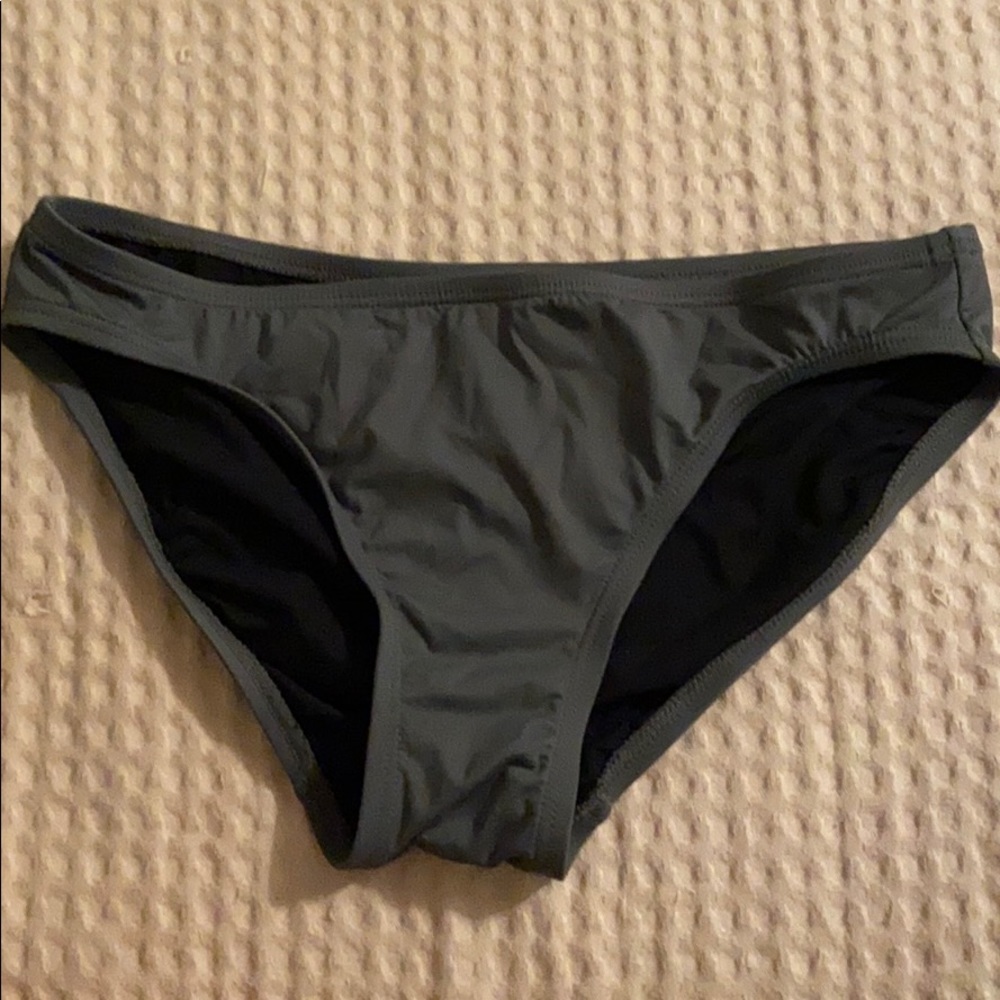 Bikini bottoms